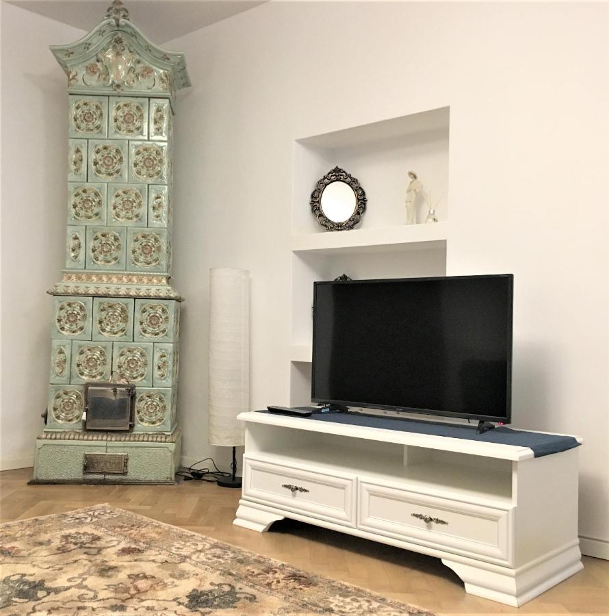 White Wolf Apartment Braşov Dış mekan fotoğraf